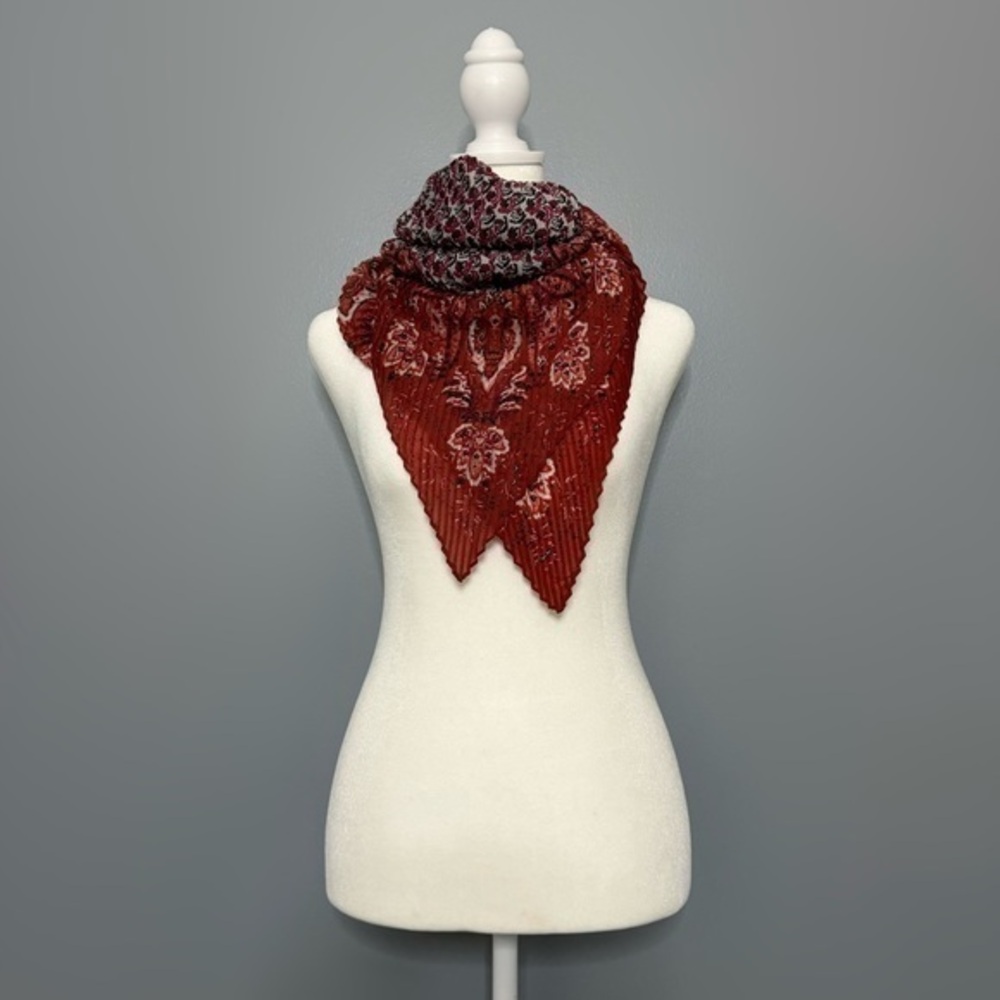 EUC J. Jill Red & Black Mixed Paisley Neck Scarf